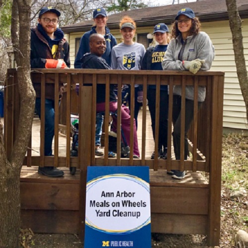 Ann Arbor Meals on Wheels Client Yard Clean Up Student Volunteers 